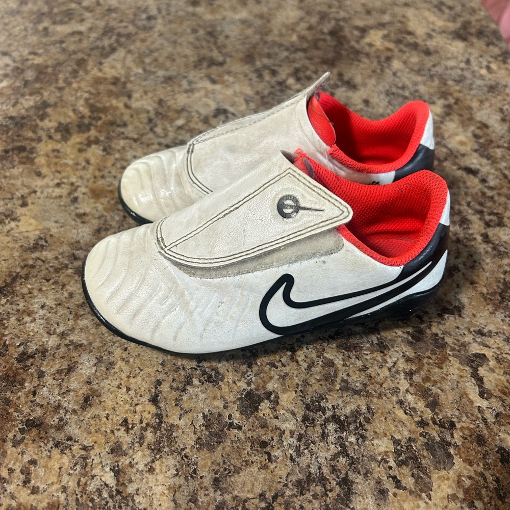 Nike Kids White Sneakers with Red Interior
